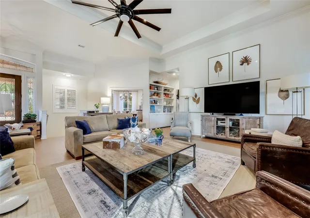 Photo 4 of Single family home for sale at 1307 Osprey Ridge Loop, Lago Vista, TX 78645 | MLS# 2584680 | Listing updated on 2026-08-31