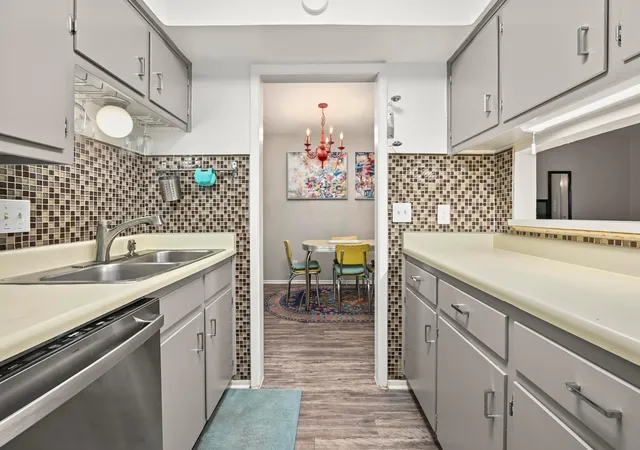 4th image of 2425 Ashdale Dr #78, Austin, TX 78757 | MLS# 8545390
