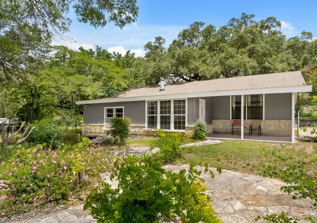 Photo 1 of Single family home for sale at 600 Windrush, Canyon Lake, TX 78133 | MLS# 3017659 | Listing updated on 2026-07-06