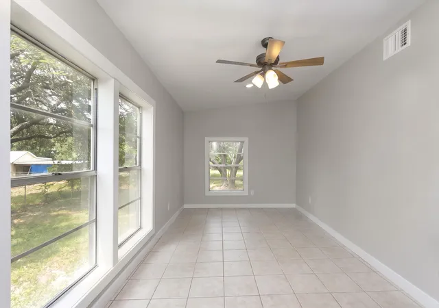 Photo 2 of Single family home for sale at 600 Windrush, Canyon Lake, TX 78133 | MLS# 3017659 | Listing updated on 2026-07-06