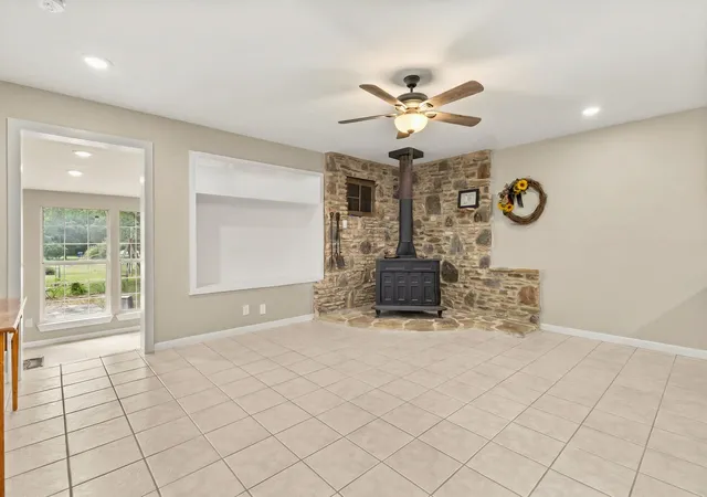 Photo 4 of Single family home for sale at 600 Windrush, Canyon Lake, TX 78133 | MLS# 3017659 | Listing updated on 2026-07-06