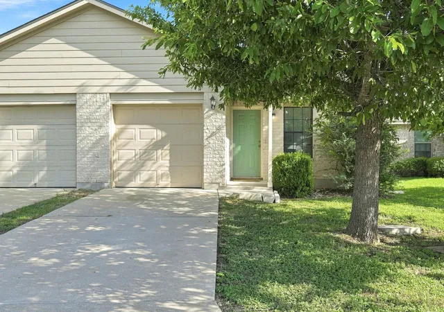 Townhouse for sale at 1017 Drovers Cv, Georgetown, TX 78626 | MLS# 6130754