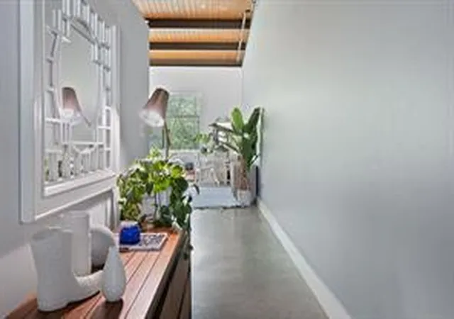 3rd image of 2205 N Lamar Blvd, Austin, TX 78705