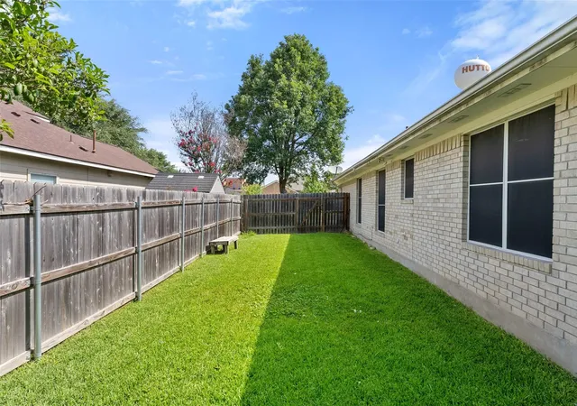 Photo 40 of Sale Pending at 1105 Delia Chapa Ln, Hutto, TX 78634 | MLS# 1619306 | Listing updated on 2026-08-17
