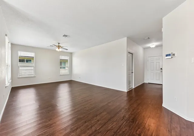 5th image of 105 Green Jay Dr, Jarrell, TX 76537 | MLS# 1314798