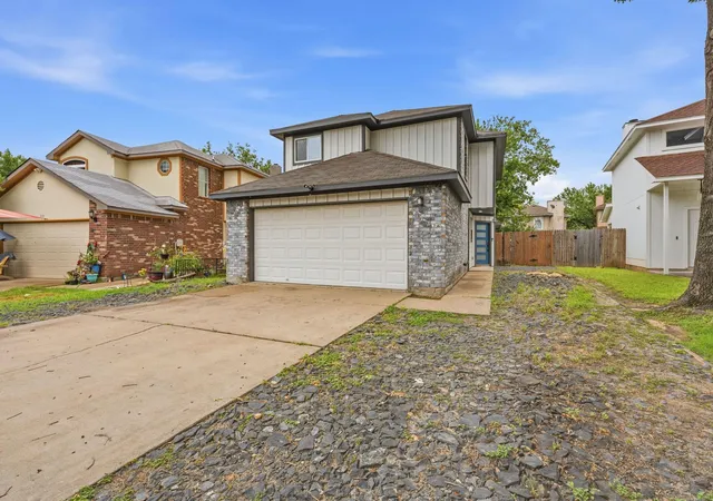 Photo 3 of Single family home for sale at 2133 Redwing Way, Round Rock, TX 78664 | MLS# 4380575 | Listing updated on 2026-09-01