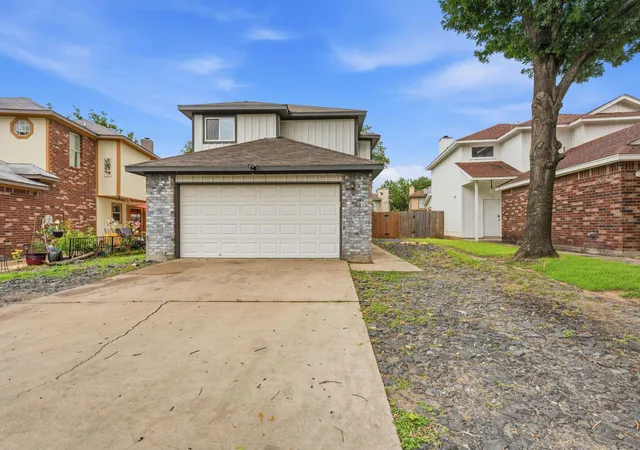 Photo 3 of Single family home for sale at 2133 Redwing Way, Round Rock, TX 78664 | MLS# 4380575 | Listing updated on 2026-09-01