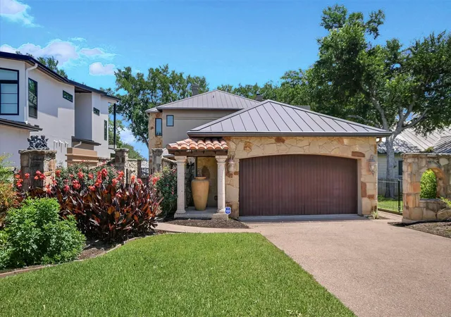 2nd image of 507 Sandy Mountain Dr, Llano, TX 78643 | MLS# 5463757