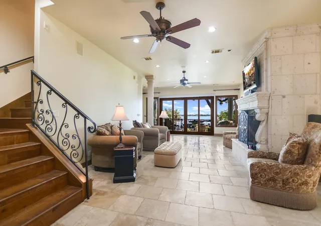 Photo 4 of Single family home for sale at 507 Sandy Mountain Dr, Llano, TX 78643 | MLS# 5463757 | Listing updated on 2026-07-28