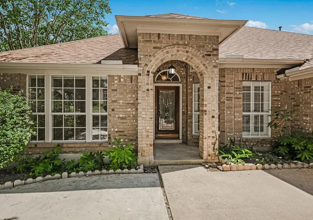 Photo 1 of Single family home for sale at 10817 Redmond Rd, Austin, TX 78739 | MLS# 1126827 | Listing updated on 2026-10-15