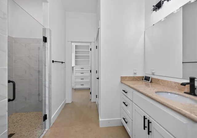 Photo 4 of Single family home for sale at 116 E Hickory Dr, Granite Shoals, TX 78654 | MLS# 6625066 | Listing updated on 2026-09-18