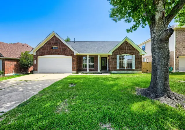 Photo 1 of Single family home for sale at 8221 Manx Dr, Round Rock, TX 78681 | MLS# 7901695 | Listing updated on 2026-08-28