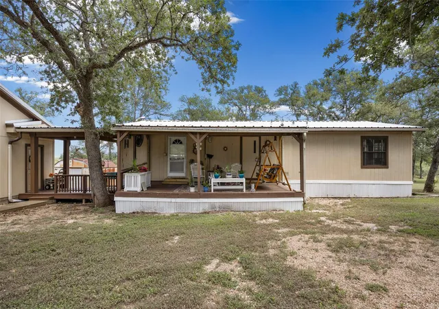Photo 3 of Single family home for sale at 153 Saldana Dr, Cedar Creek, TX 78612 | MLS# 9176489 | Listing updated on 2026-08-25