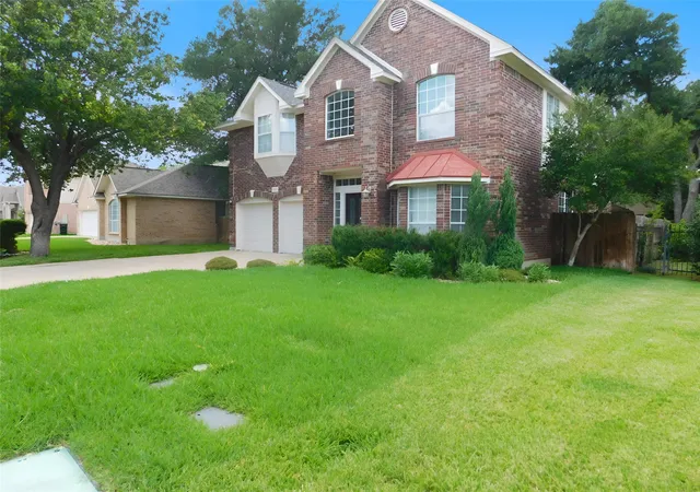 Photo 2 of Single family home for sale at 30003 Oakland Hills Dr, Georgetown, TX 78628 | MLS# 2491328 | Listing updated on 2026-09-04