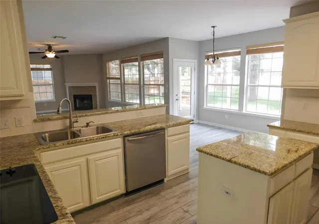 Photo 3 of Single family home for sale at 30003 Oakland Hills Dr, Georgetown, TX 78628 | MLS# 2491328 | Listing updated on 2026-09-04