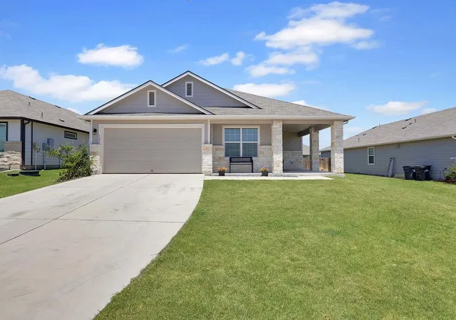 1st image of 121 Bunting Ln, Bertram, TX 78605 | MLS# 6199075