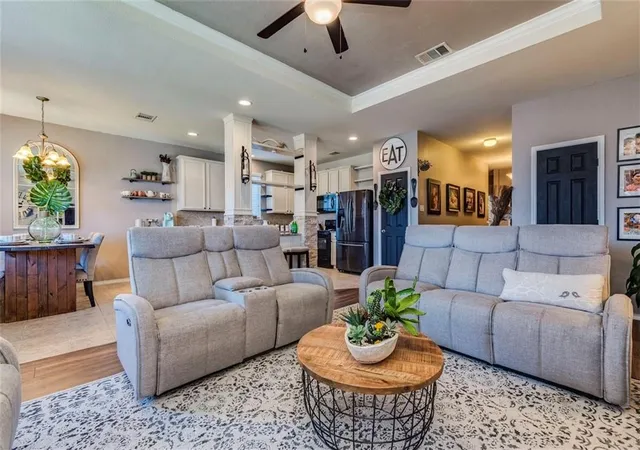 3rd image of 124 Thrasher Cv, Leander, TX 78641 | MLS# 7059131