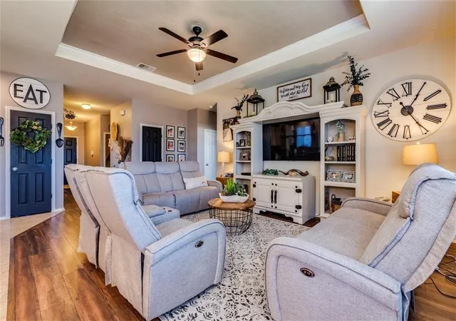 4th image of 124 Thrasher Cv, Leander, TX 78641 | MLS# 7059131
