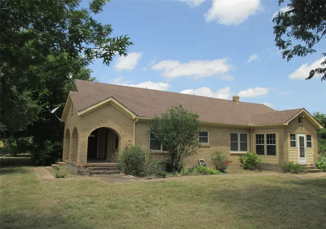 2nd image of 12610 Pecan School Road Rd, Bartlett, TX 76511 | MLS# 1958224