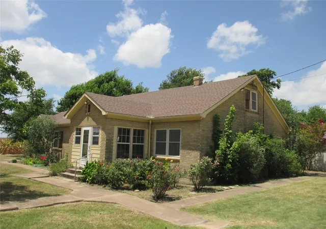3rd image of 12610 Pecan School Road Rd, Bartlett, TX 76511 | MLS# 1958224