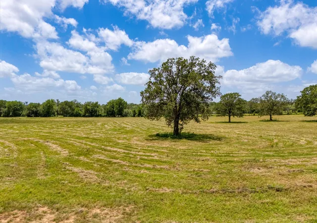image of 3291 Washburn Rd, Luling, TX 78648 | MLS# 2391610