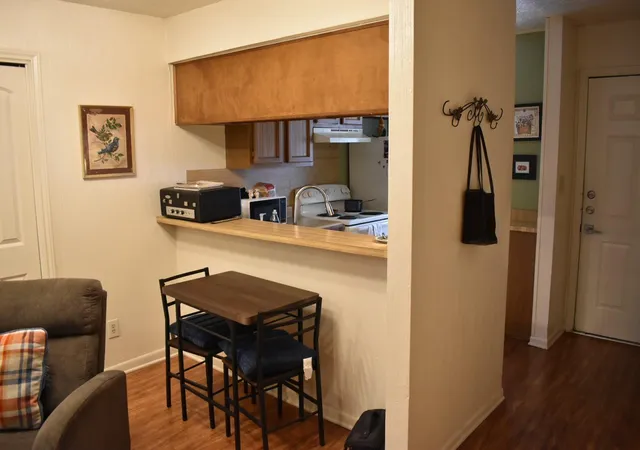 5th image of 421 W San Antonio St #i 2, San Marcos, TX 78666 | MLS# 2372910