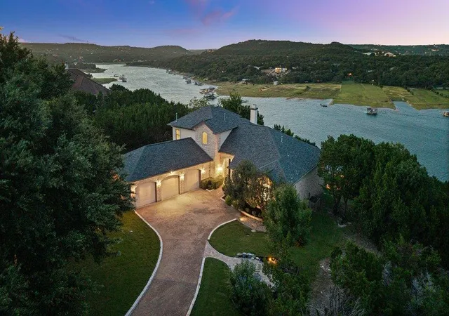 1st image of 17312 Northlake Hills Dr, Jonestown, TX 78645 | MLS# 6622689
