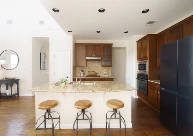Photo 4 of Single family home for sale at 2505 Golden Gate Park, Austin, TX 78732 | MLS# 9132081 | Listing updated on 2026-09-05