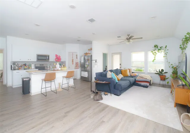 Photo 3 of Single family home for sale at 115 Aransas River Rd, Hutto, TX 78634 | MLS# 3332911 | Listing updated on 2026-06-29