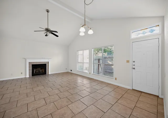 4th image of 604 Purple Sage Dr, Round Rock, TX 78681 | MLS# 7643955