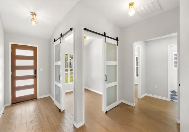 4th image of 1007 Payne Ave, Austin, TX 78757 | MLS# 9945737