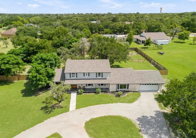 Photo 3 of Single family home for sale at 411 Carriage Oaks Dr, Liberty Hill, TX 78642 | MLS# 4978749 | Listing updated on 2026-10-06