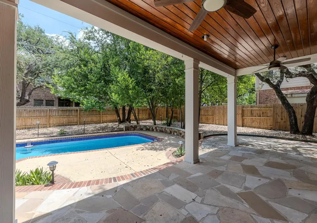 2nd image of 2227 Buena Vista Ln, Round Rock, TX 78665 | MLS# 1565847
