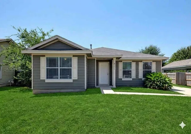 Photo 3 of Single family home for sale at 18217 Flathead Dr, Manor, TX 78653 | MLS# 7350692 | Listing updated on 2026-09-02