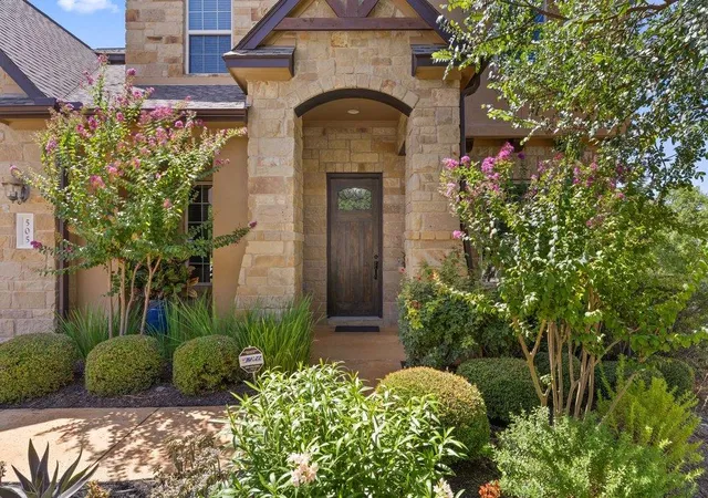 Photo 3 of Single family home for sale at 505 Wester Ross Ln, Austin, TX 78738 | MLS# 2238068 | Listing updated on 2026-09-06