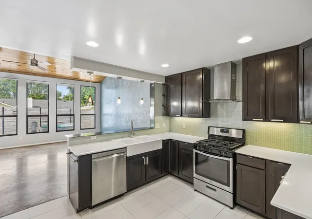 Photo 2 of Single family home for sale at 1501 Quail Crst Dr, Austin, TX 78758 | MLS# 6309311 | Listing updated on 2026-07-07
