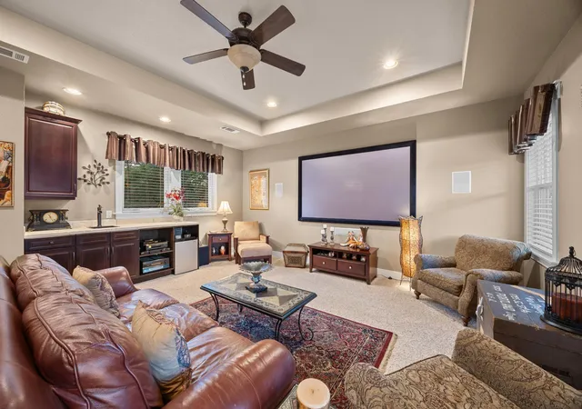 Photo 3 of Single family home for sale at 122 Dawana Ln, Georgetown, TX 78628 | MLS# 9536859 | Listing updated on 2026-08-28