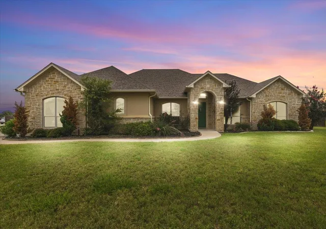 1st image of 101 Eland Ave, Bastrop, TX 78602 | MLS# 3927741