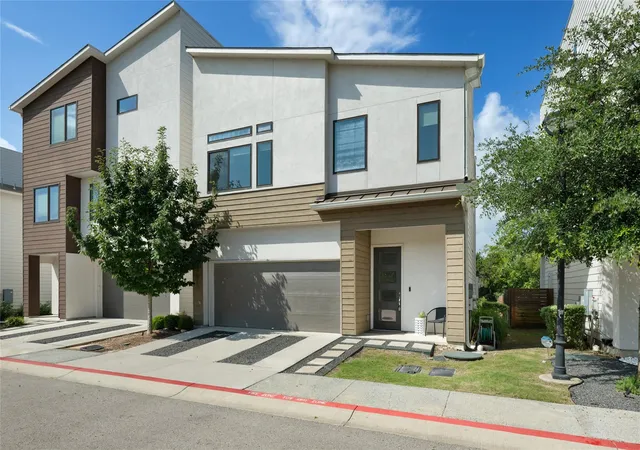 Photo 1 of Single family home for sale at 7913 Floracita Ln, Austin, TX 78735 | MLS# 4080665 | Listing updated on 2026-08-10