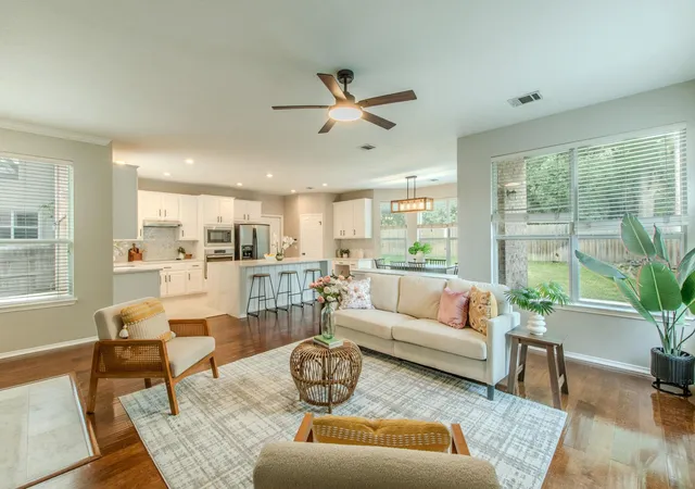 5th image of 3988 Lord Byron Cir, Round Rock, TX 78664 | MLS# 7578513
