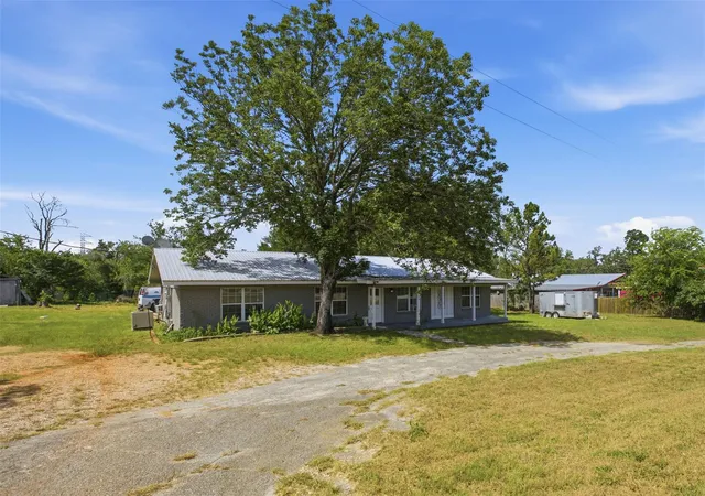 4th image of 423 Fm 1441, Bastrop, TX 78602 | MLS# 3764174