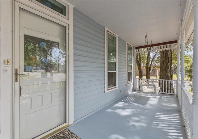 3rd image of 207 Hudgins St, Smithville, TX 78957 | MLS# 7002733