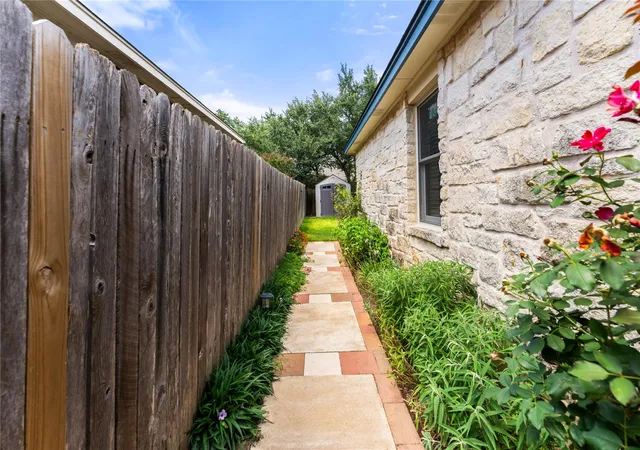 40th image of 3555 Rock Shelf Ln, Round Rock, TX 78681 | MLS# 5987747
