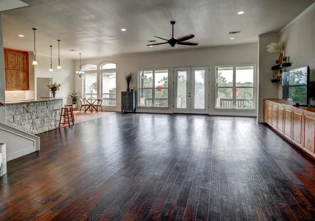 Photo 3 of Single family home for sale at 189 Moccasin Cyn, Cedar Creek, TX 78612 | MLS# 7525880 | Listing updated on 2026-09-01