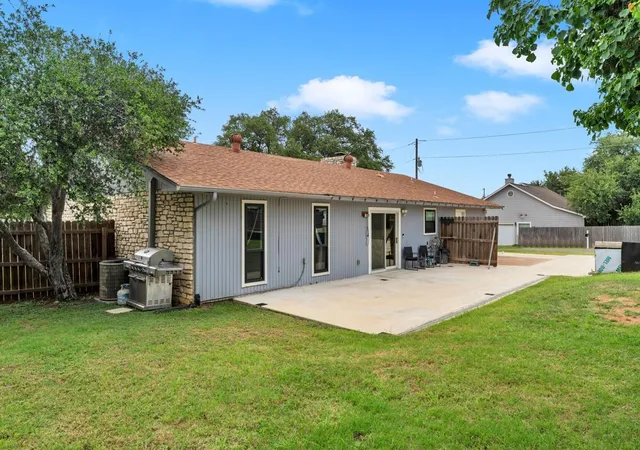 Homes for sale in Granite Shoals, TX | 2208 Belaire Dr, Granite Shoals, TX 78654 | MLS# 1724161