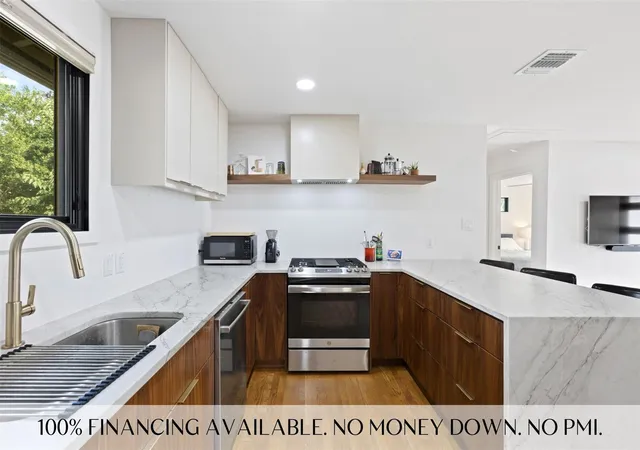 Photo 1 of Single family home for sale at 1803 Perez St, Austin, TX 78721 | MLS# 2520379 | Listing updated on 2026-08-31