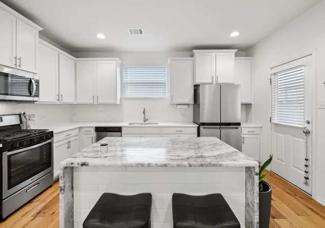 3rd image of 12102 Tolson Dr, Manor, TX 78653