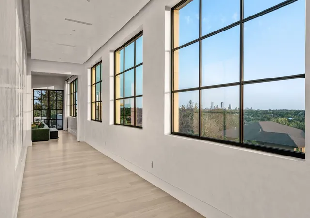 5th image of 3701 Eastledge Dr, Austin, TX 78731 | MLS# 6282045