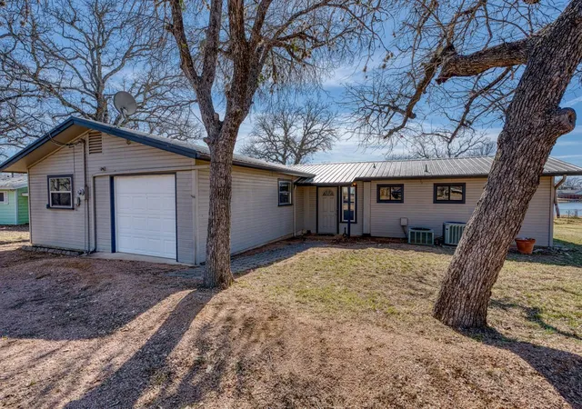 Photo 3 of Single family home for sale at 310 N Chaparral, Burnet, TX 78611 | MLS# 1684080 | Listing updated on 2026-09-19