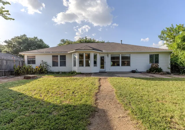 40th image of 104 Adelfa Dr, Round Rock, TX 78664 | MLS# 9425455